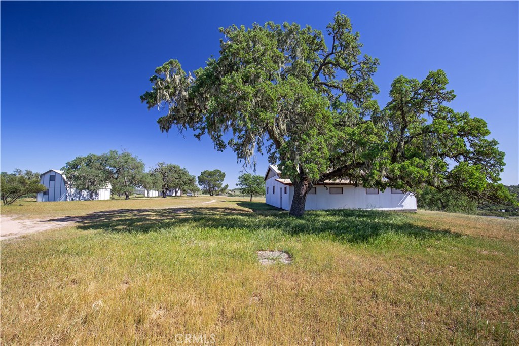 930 Windwood Road Paso Robles, CA 93446 - Photo 6 of 67