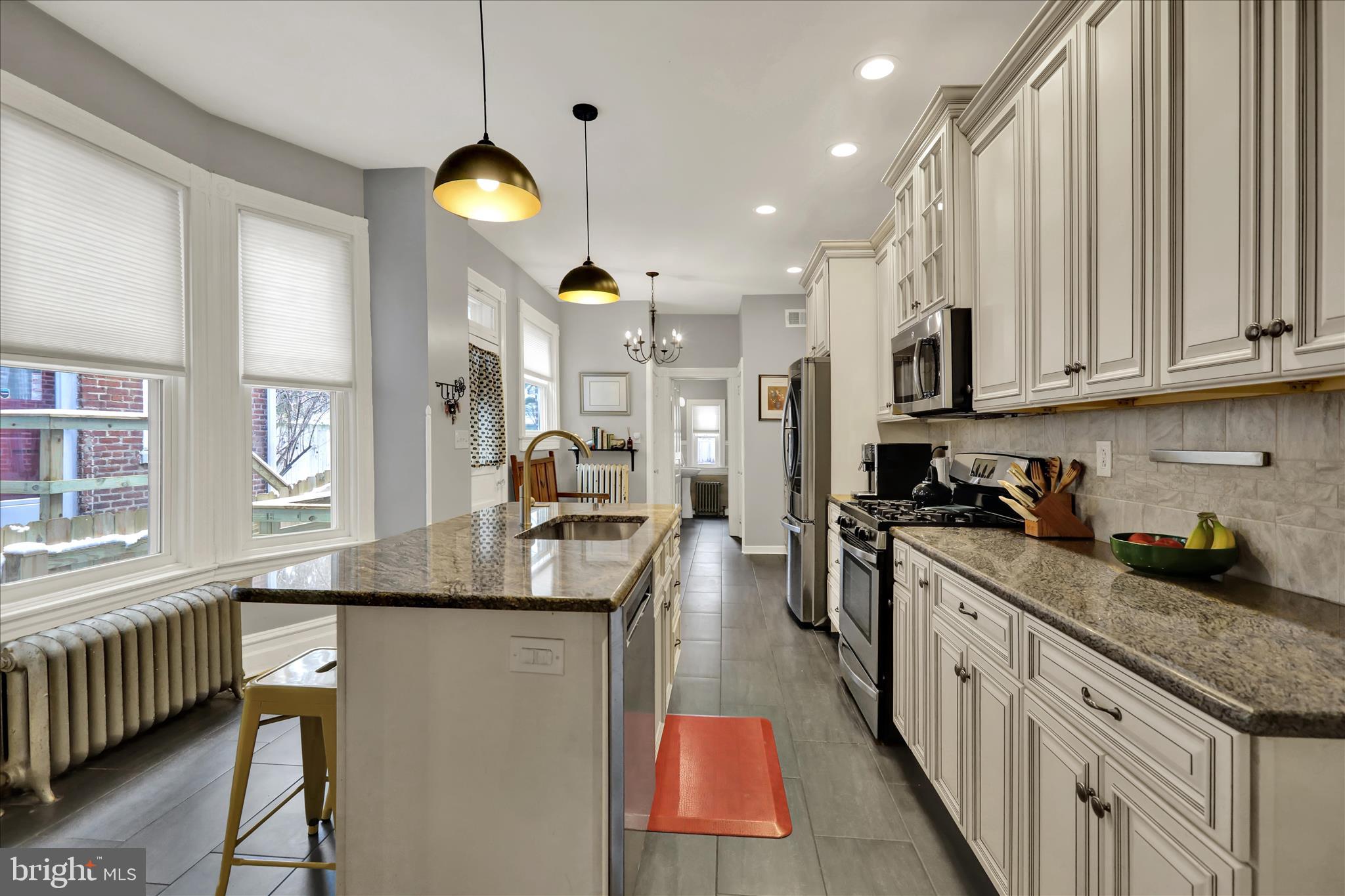 607 West Chestnut Street Lancaster, PA 17603 - Photo 16 of 54 360_3733