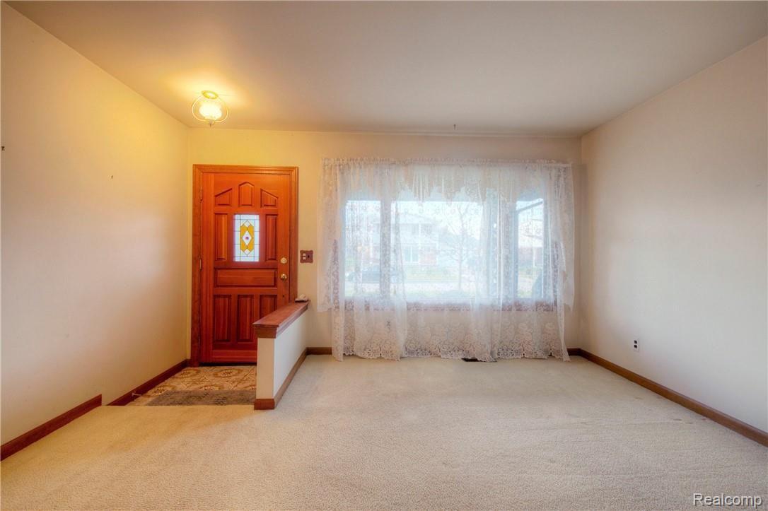 44219 Brandywyne Road Canton, MI 48187 - Photo 8 of 37 930A6385_6_7.jpg