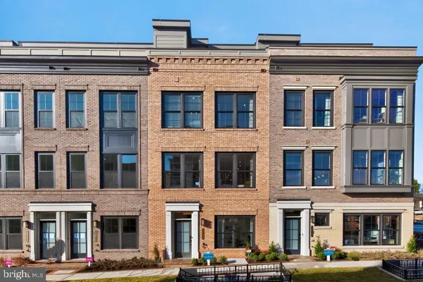 $1,399,848 | 5031 Dulcet Drive West, Unit COLTRANE 76, Kensington, MD 20895