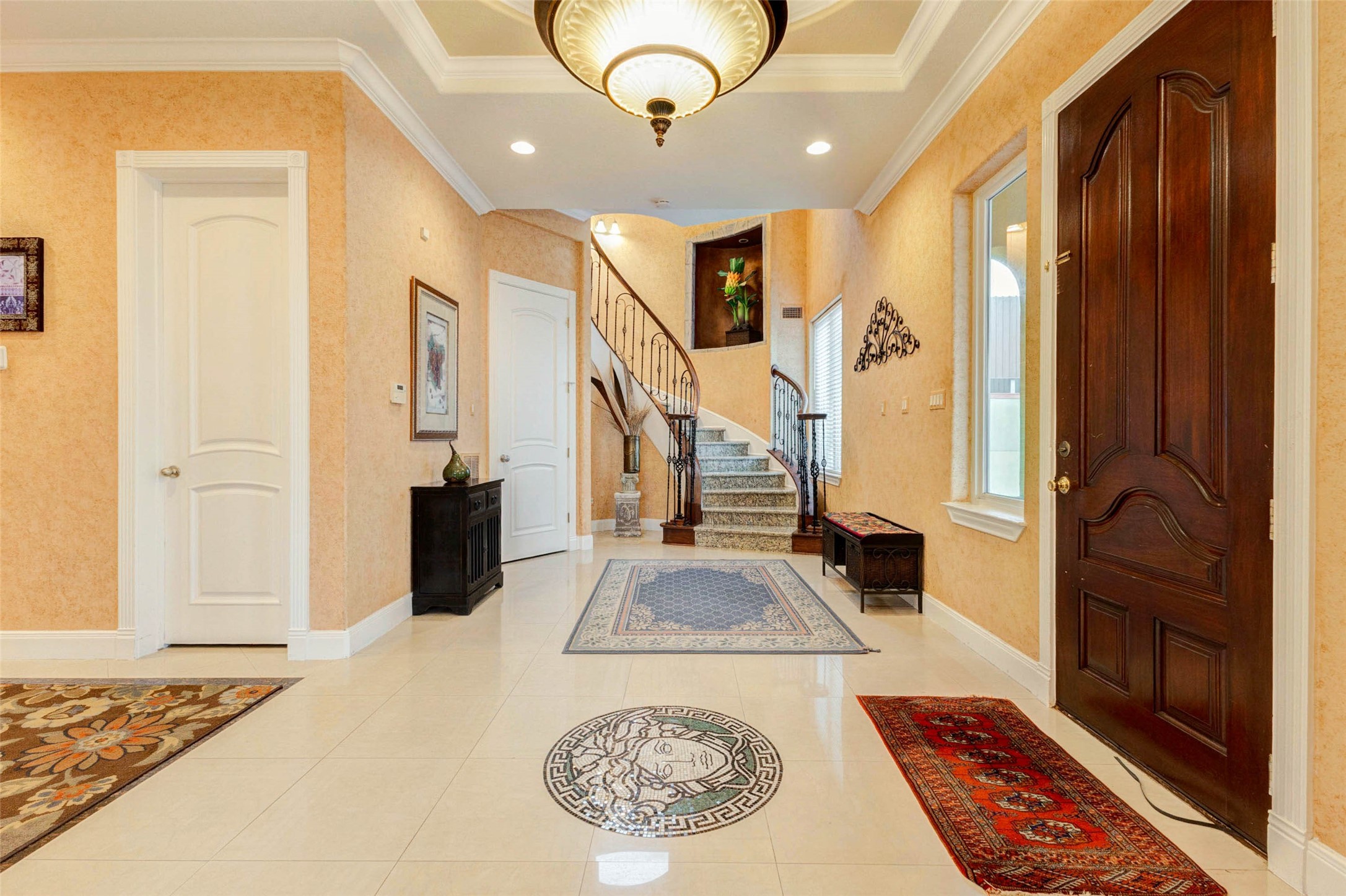 2732 Broadway Street Dickinson, TX 77539 - Photo 22 of 50 a view of entryway with a rug wooden floor and a rug