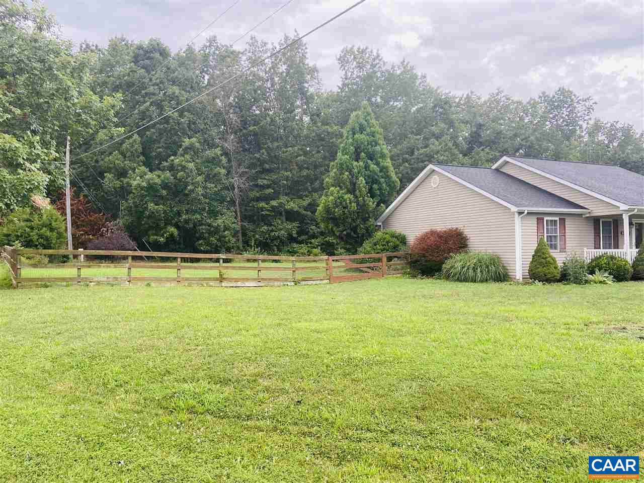 10 Fall Ridge Drive Stuarts Draft, VA 24477 - Photo 5 of 43 Gallery Image 5