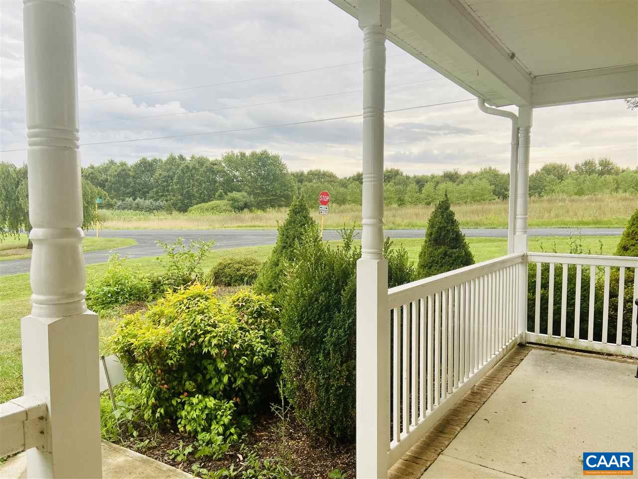 10 Fall Ridge Drive Stuarts Draft, VA 24477 - Photo 8 of 43 Gallery Image 8