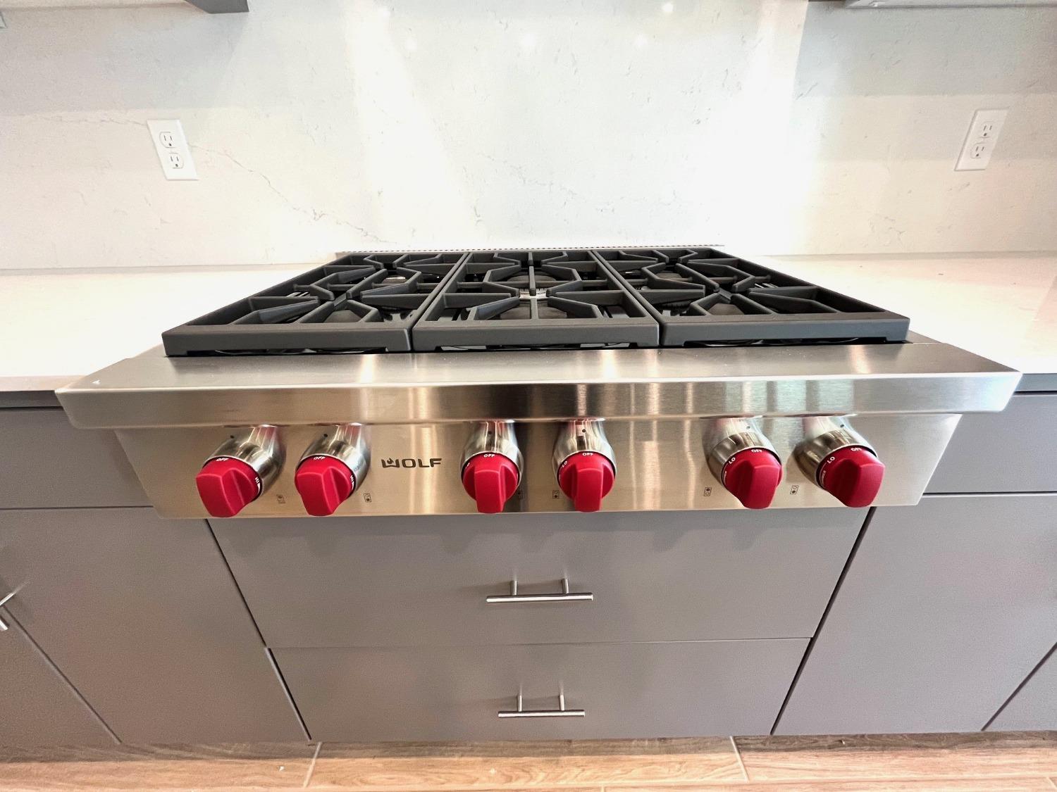 682 Bloom Lane Clovis, CA 93619 - Photo 8 of 30 a view of a table