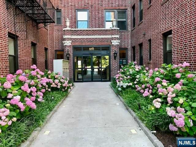 855 Broad Avenue, Unit 25 Ridgefield, NJ 07657 - Photo 6 of 29