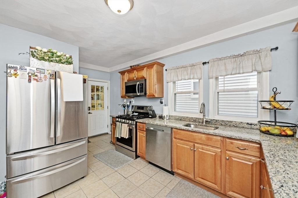 89 Reed Avenue Everett, MA 02149 - Photo 6 of 22