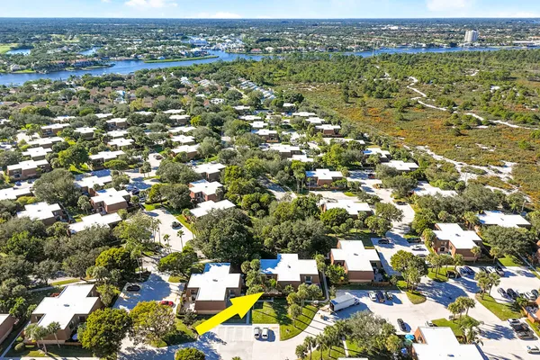 $3,000 | 3071 30th Court, Jupiter, FL 33477