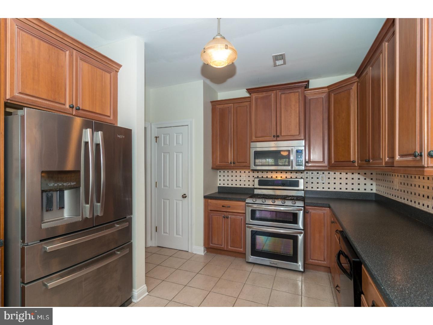 240 Bobwhite Road New Hope, PA 18938 - Photo 7 of 25 Kitchen