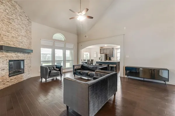 $4,200 | 1539 Legacy Drive, Cedar Hill, TX 75104
