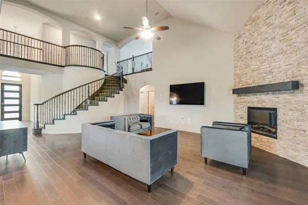 $4,200 | 1539 Legacy Drive, Cedar Hill, TX 75104