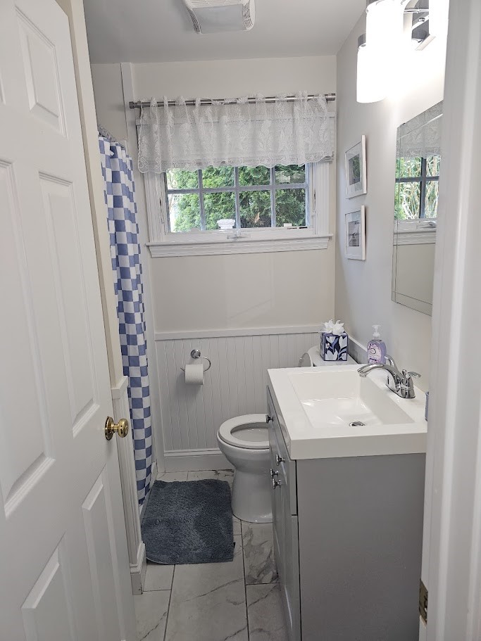 225 Purgatory Road Middletown, RI 02842 - Photo 7 of 10