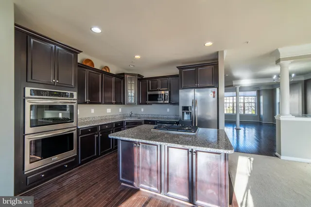 $710,000 | 923 Whitstable Boulevard, Arnold, MD 21012