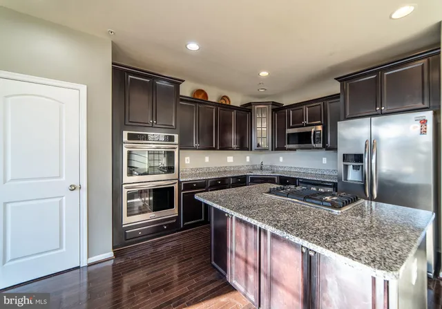 $710,000 | 923 Whitstable Boulevard, Arnold, MD 21012