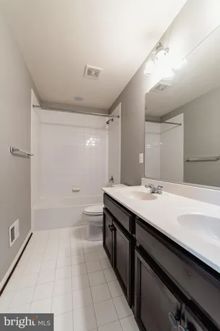 $710,000 | 923 Whitstable Boulevard, Arnold, MD 21012