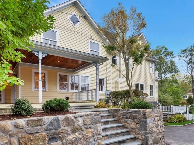 55 Shore Road Greenwich, CT 06870 - Photo 1 of 1 Gallery Image 1