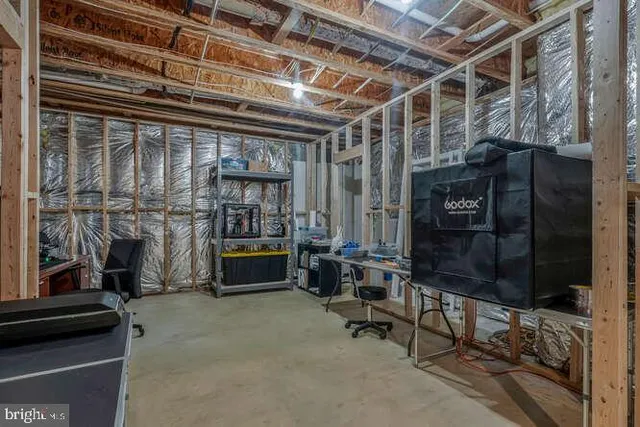 a view of a storage & utility room