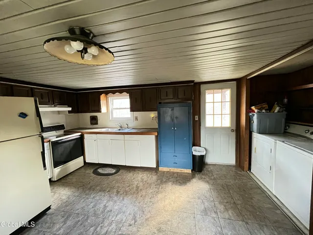 $135,000 | 68 Heath Road, Corinth, NY 12822