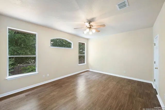 $319,900 | 1905 Walter Raleigh, Windcrest, TX 78239