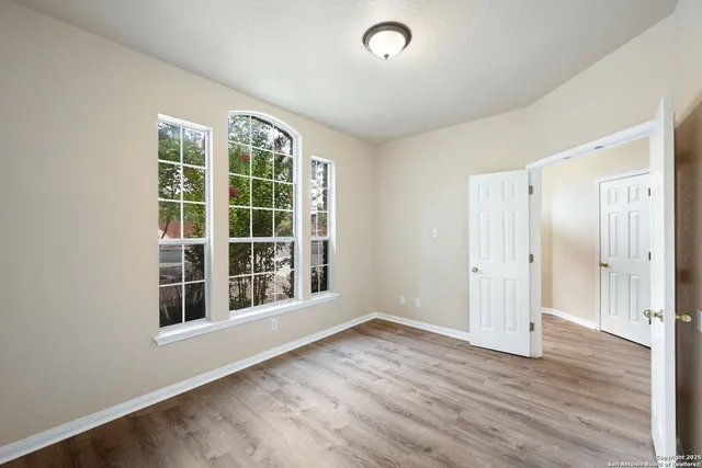 $319,900 | 1905 Walter Raleigh, Windcrest, TX 78239