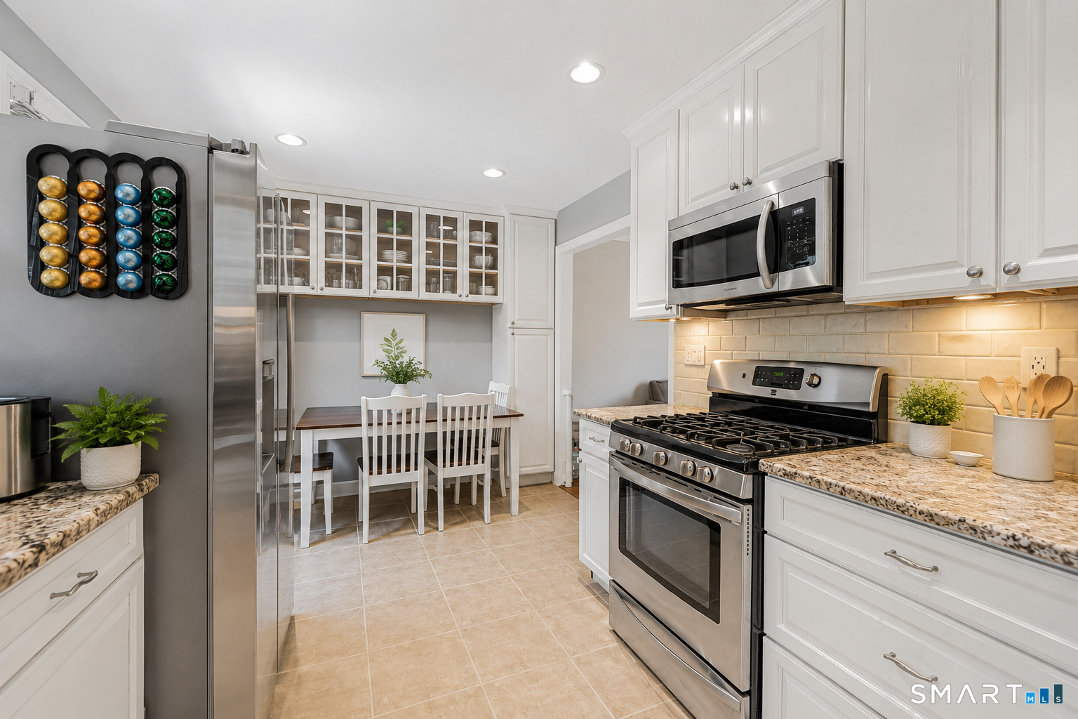 355 Sylvan Knoll Road Stamford, CT 06902 - Photo 6 of 18