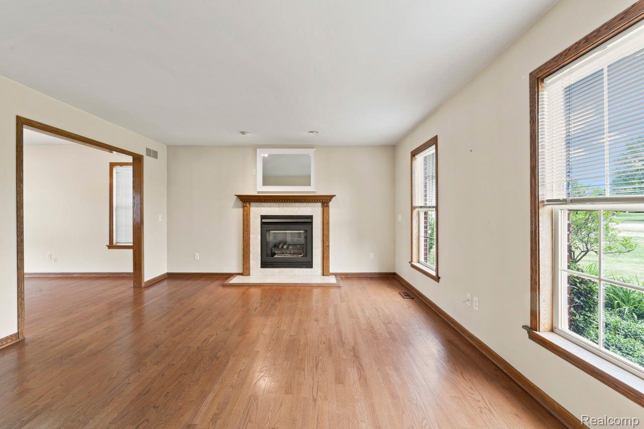 1007 North Gale Road Davison, MI 48423 - Photo 14 of 35 Gallery Image 14