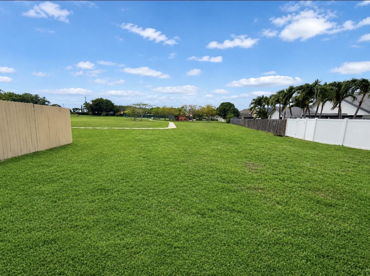 22750 Pickerel Circle Boca Raton, FL 33428 - Photo 11 of 12 IMG_0059