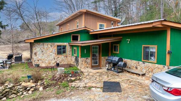 39 Shady Crk Ridge Marble, NC 28905 - Photo 8 of 36 Gallery Image 8
