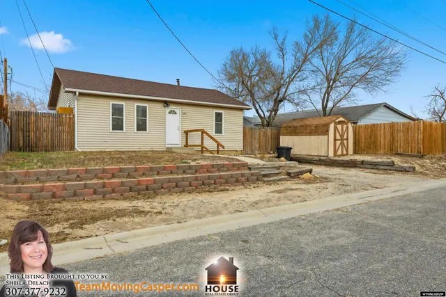 $195,000 | 5100 West Marmon Street, Mills, WY 82604