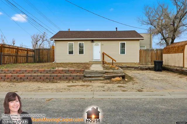 $195,000 | 5100 West Marmon Street, Mills, WY 82604