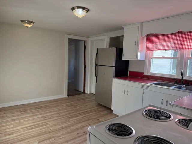 $2,700 | 414 Central Street, Unit 1, Rowley, MA 01969