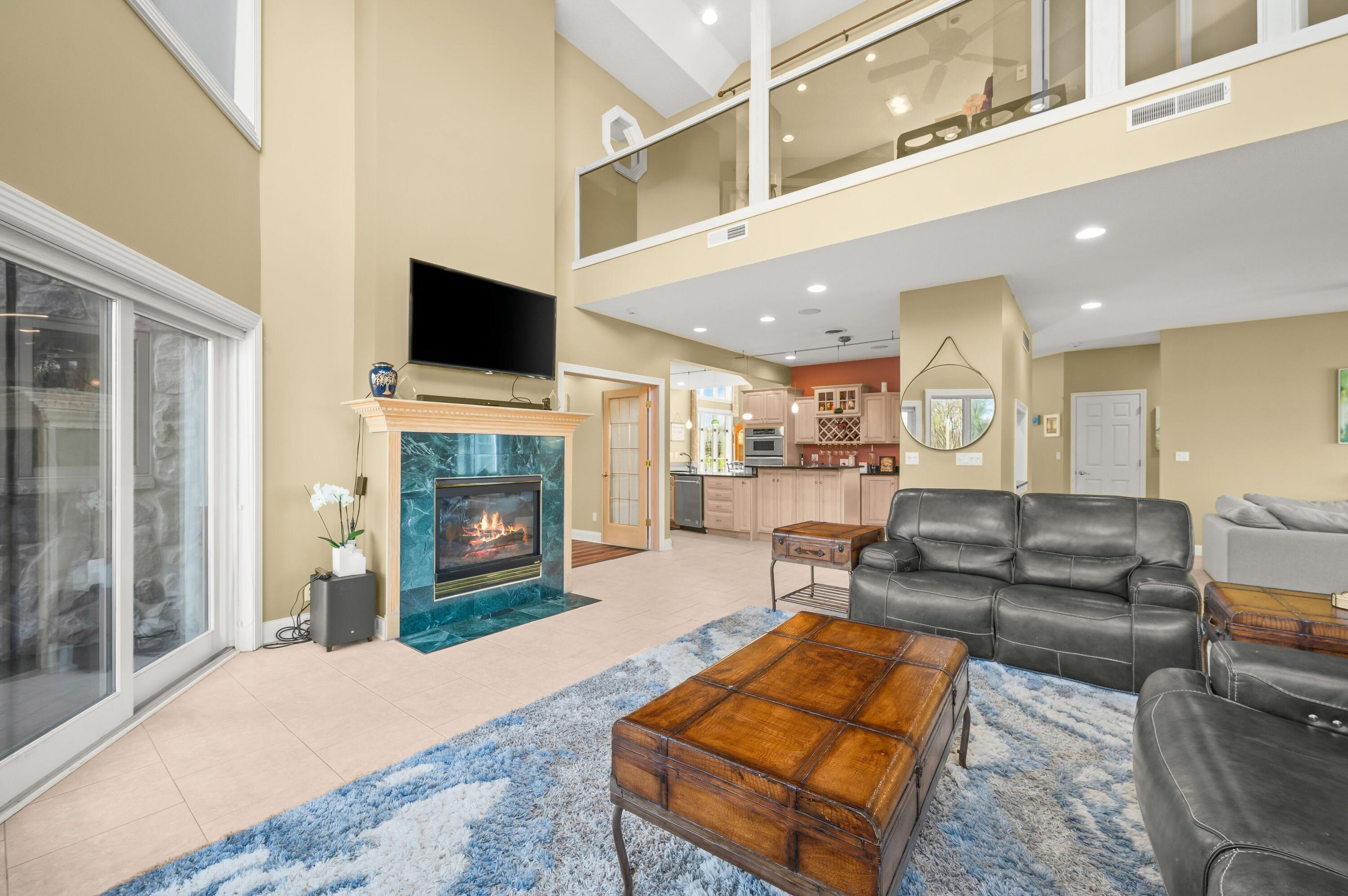 2349 Riverside Pointe Drive St. Joseph, MI 49085 - Photo 8 of 74 07DSC_7486