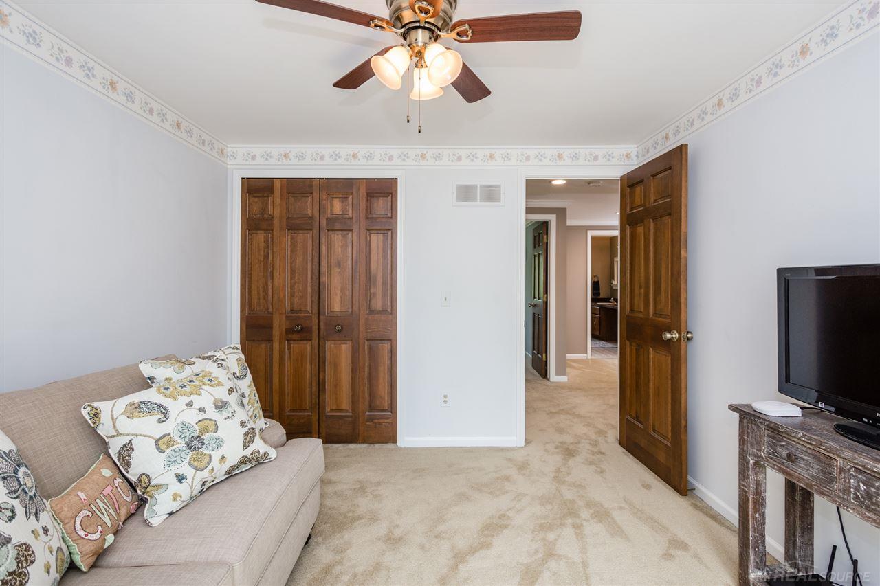 422 Lake Forest Road Rochester, MI 48309 - Photo 25 of 59 31350329-24.JPG