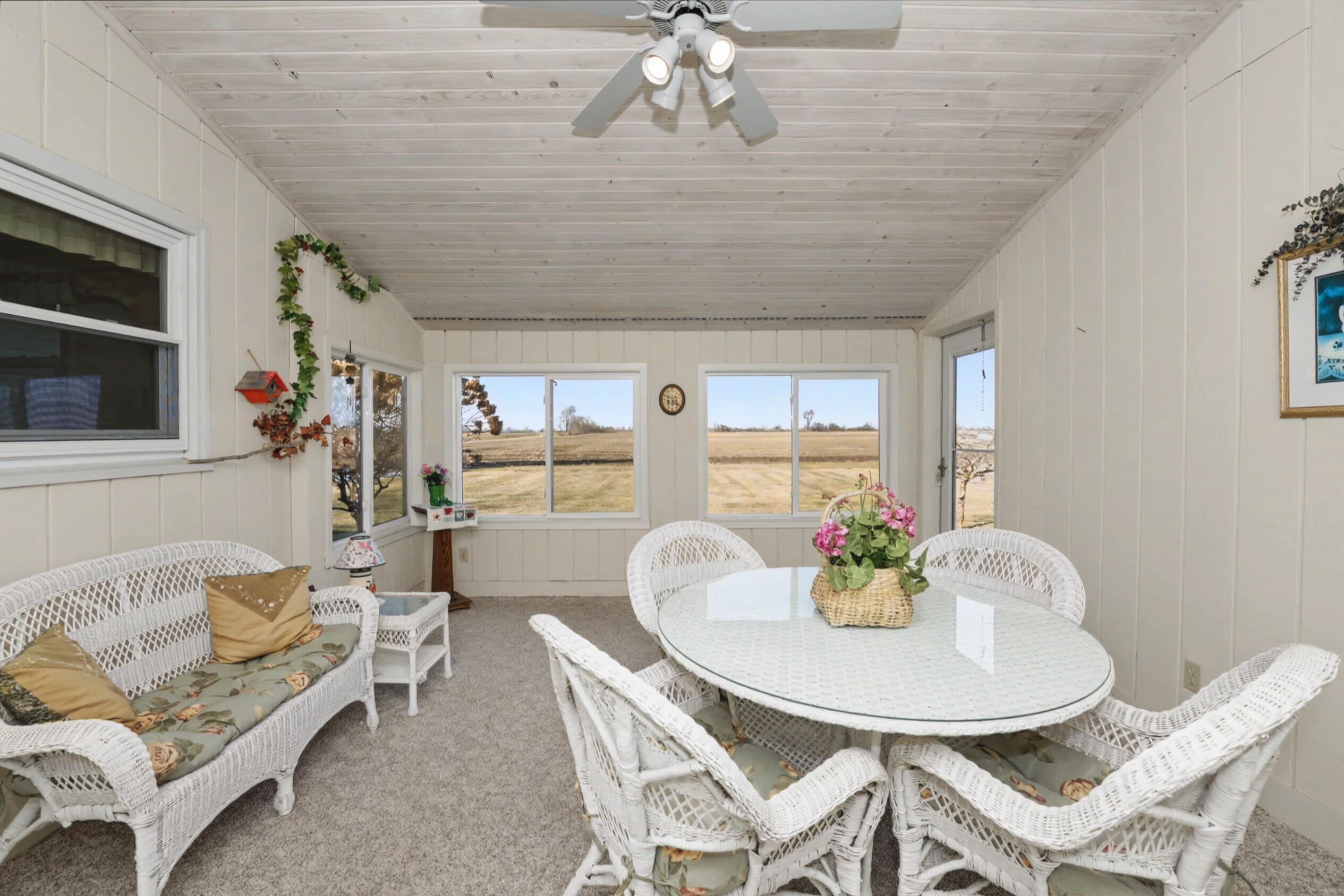 N4593 County Rd P Delavan, WI 53115 - Photo 20 of 32 Sunroom