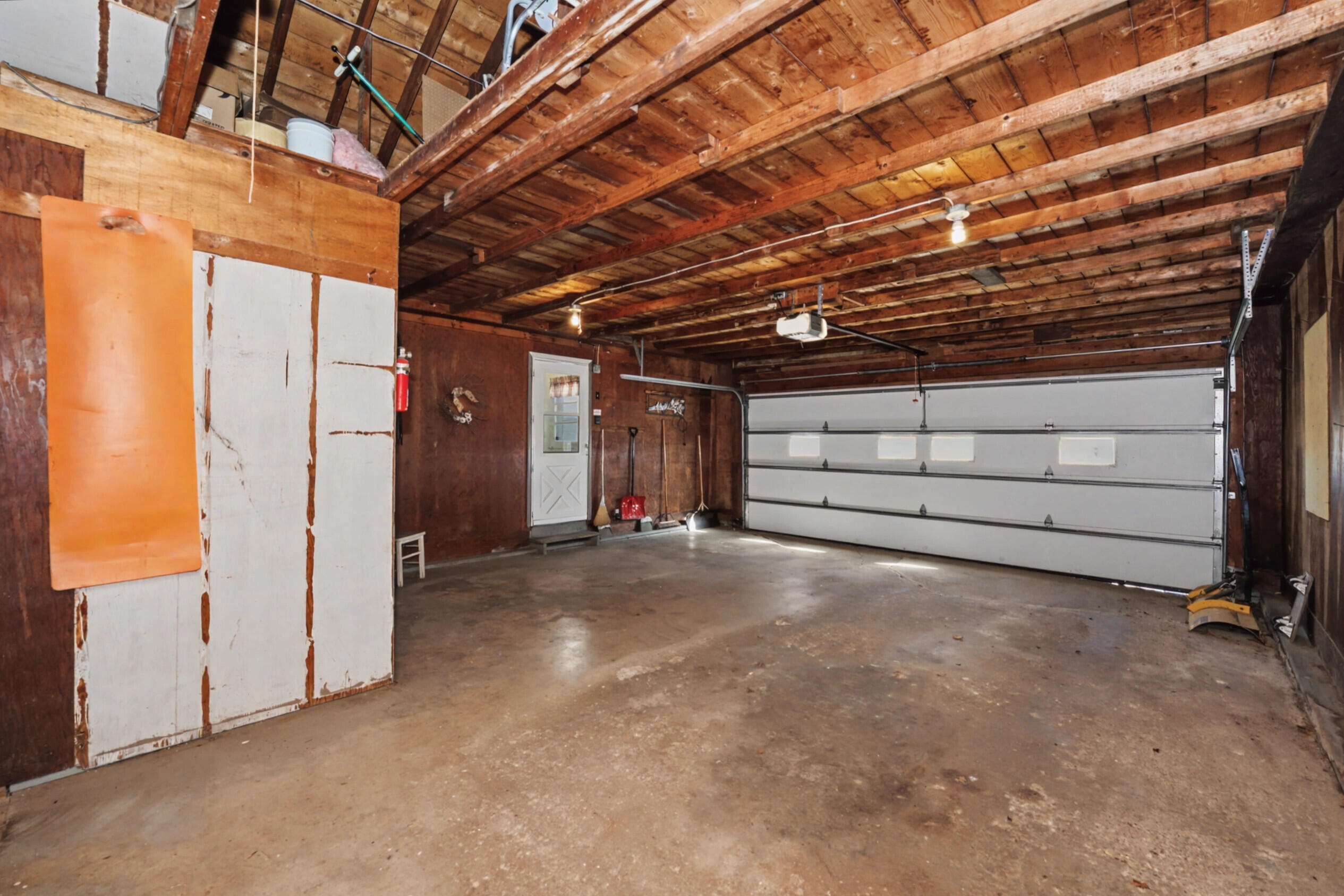 N4593 County Rd P Delavan, WI 53115 - Photo 23 of 32 Garage