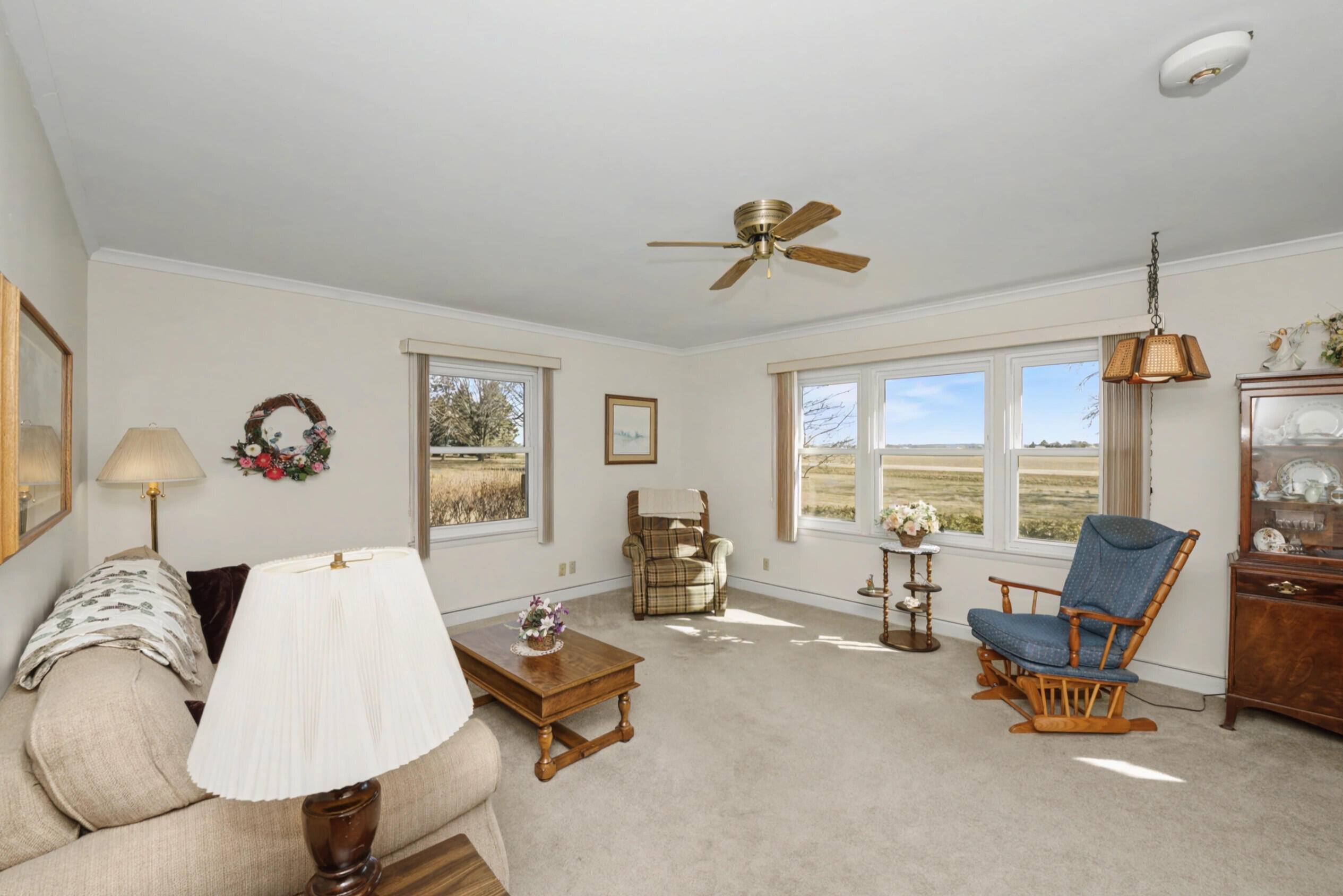 N4593 County Rd P Delavan, WI 53115 - Photo 7 of 32 Living Room