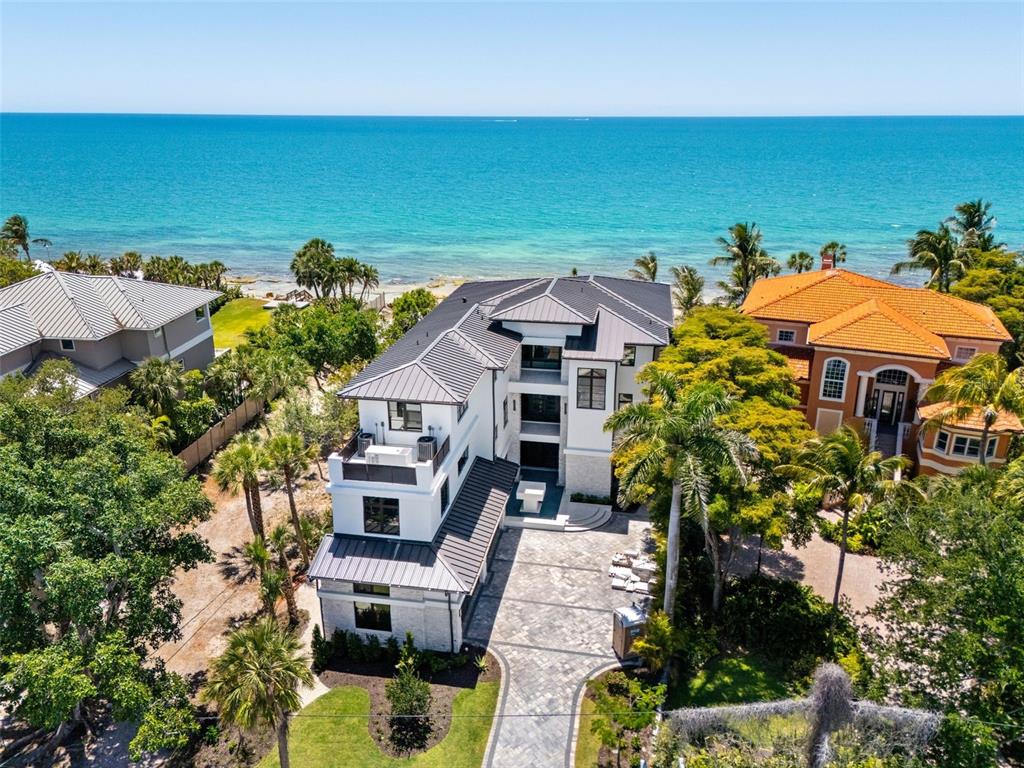 7324 Point Of Rocks Road Sarasota, FL 34242 - Photo 3 of 95