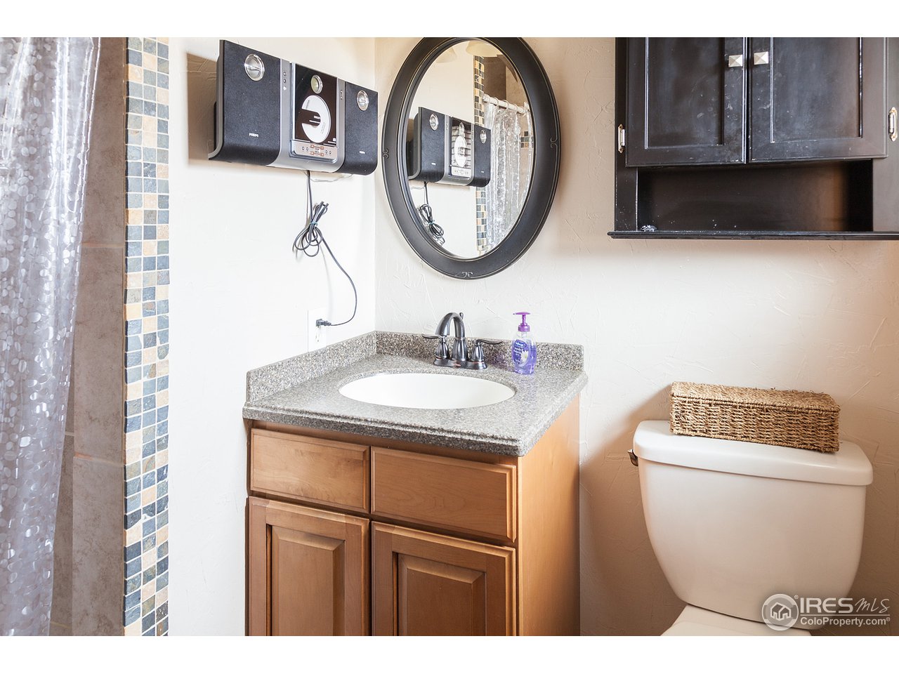 2701 West 19th St Road Greeley, CO 80634 - Photo 8 of 25 Master Bathroom