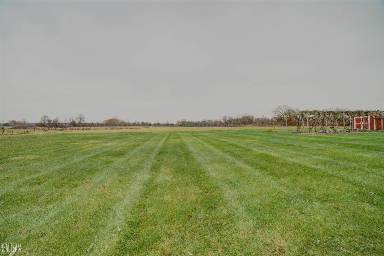1070 Holmes Road Allenton, MI 48002 - Photo 35 of 38