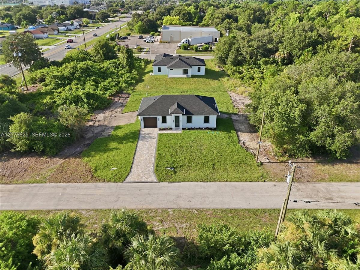 758 Long Distance Lane Lehigh Acres, FL 33974 - Photo 6 of 39 Gallery Image 6
