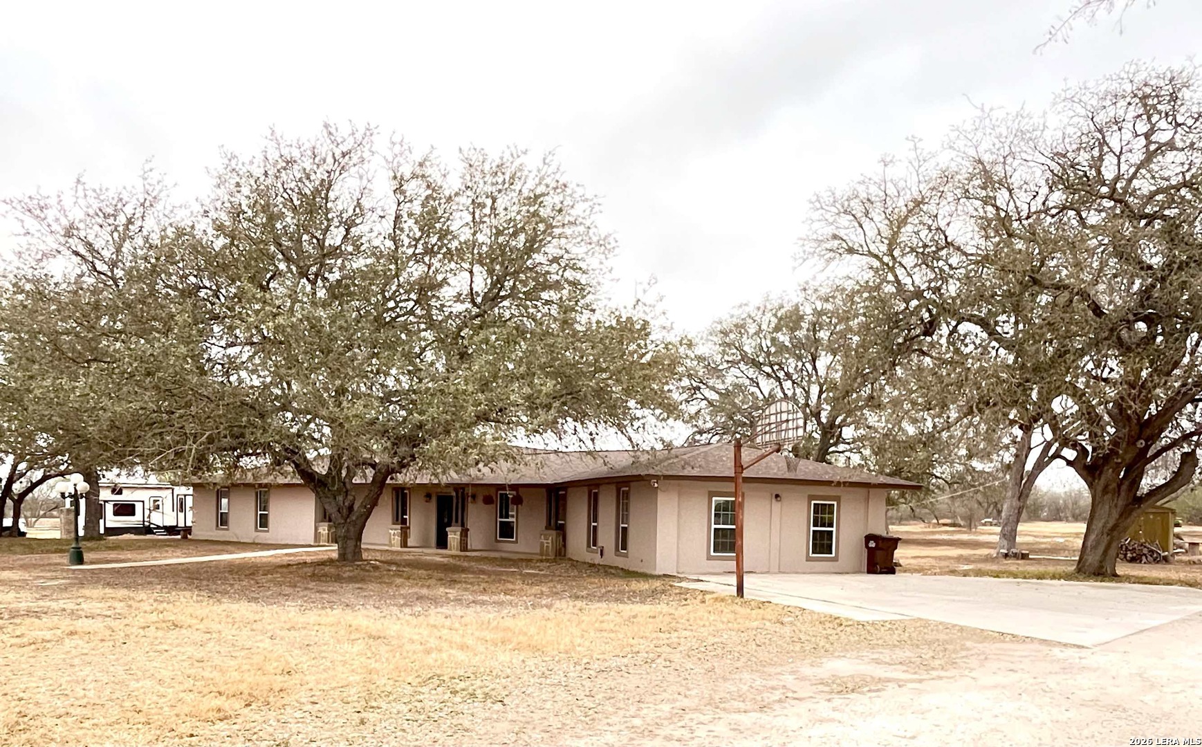 12335 Shepherd Road Atascosa, TX 78002 - Photo 4 of 52