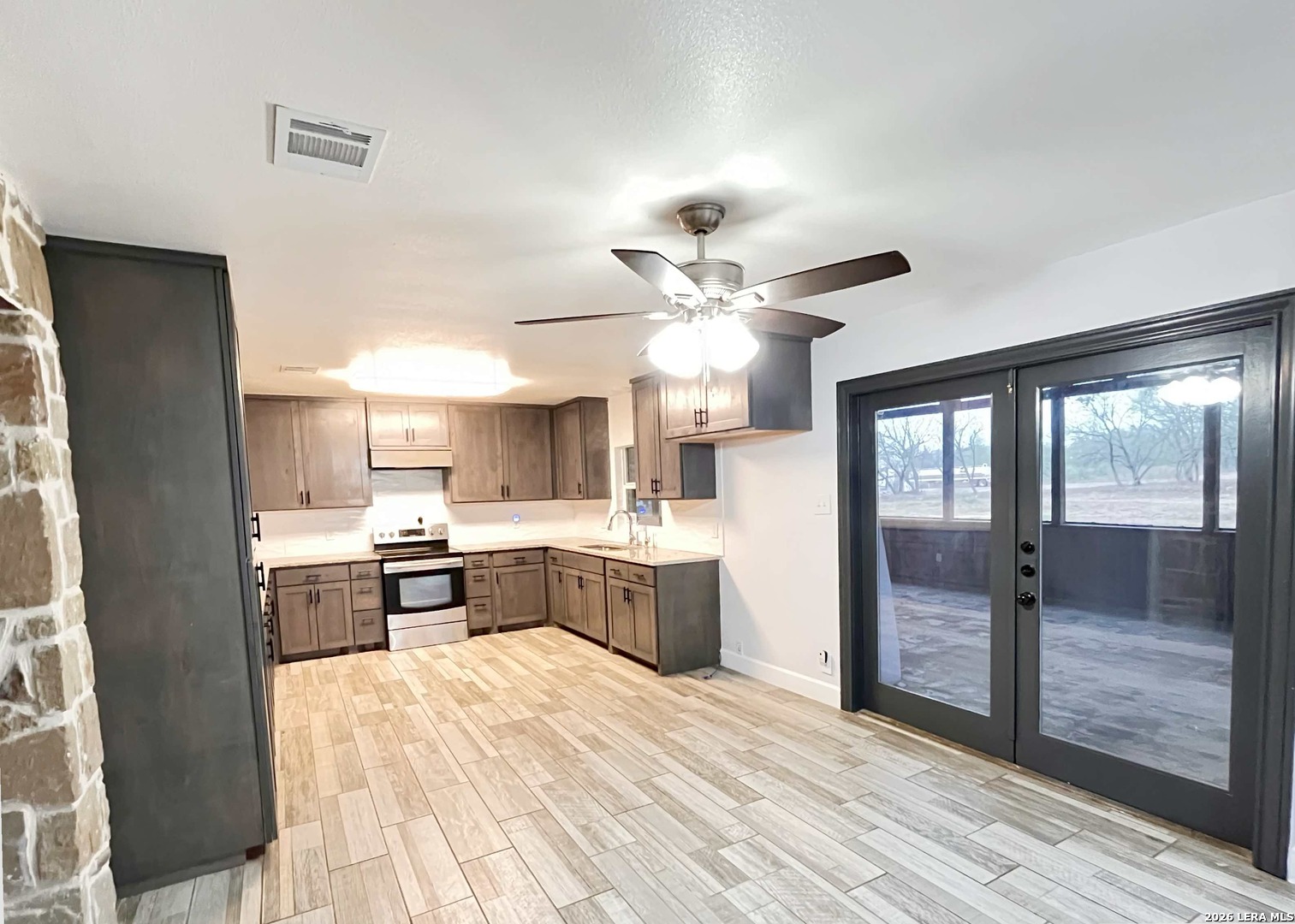 12335 Shepherd Road Atascosa, TX 78002 - Photo 9 of 52