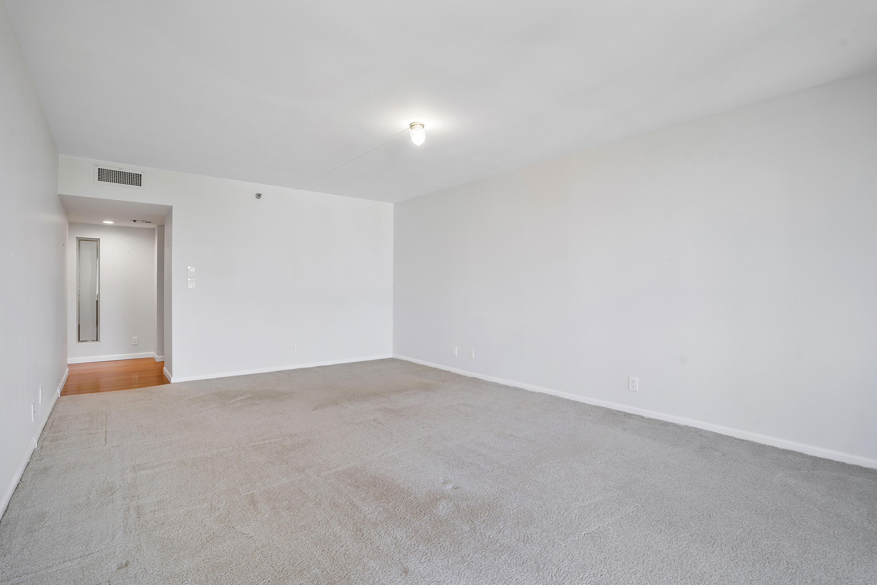 1401 South Ocean Boulevard, Unit 305 Boca Raton, FL 33432 - Photo 13 of 56 Primary Suite