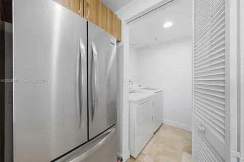 $549,000 | 6305 Indian Creek Drive, Unit 5D, Miami Beach, FL 33141