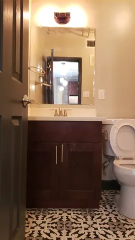 $1,295 | 6819 Avenue C, Unit A, Houston, TX 77011