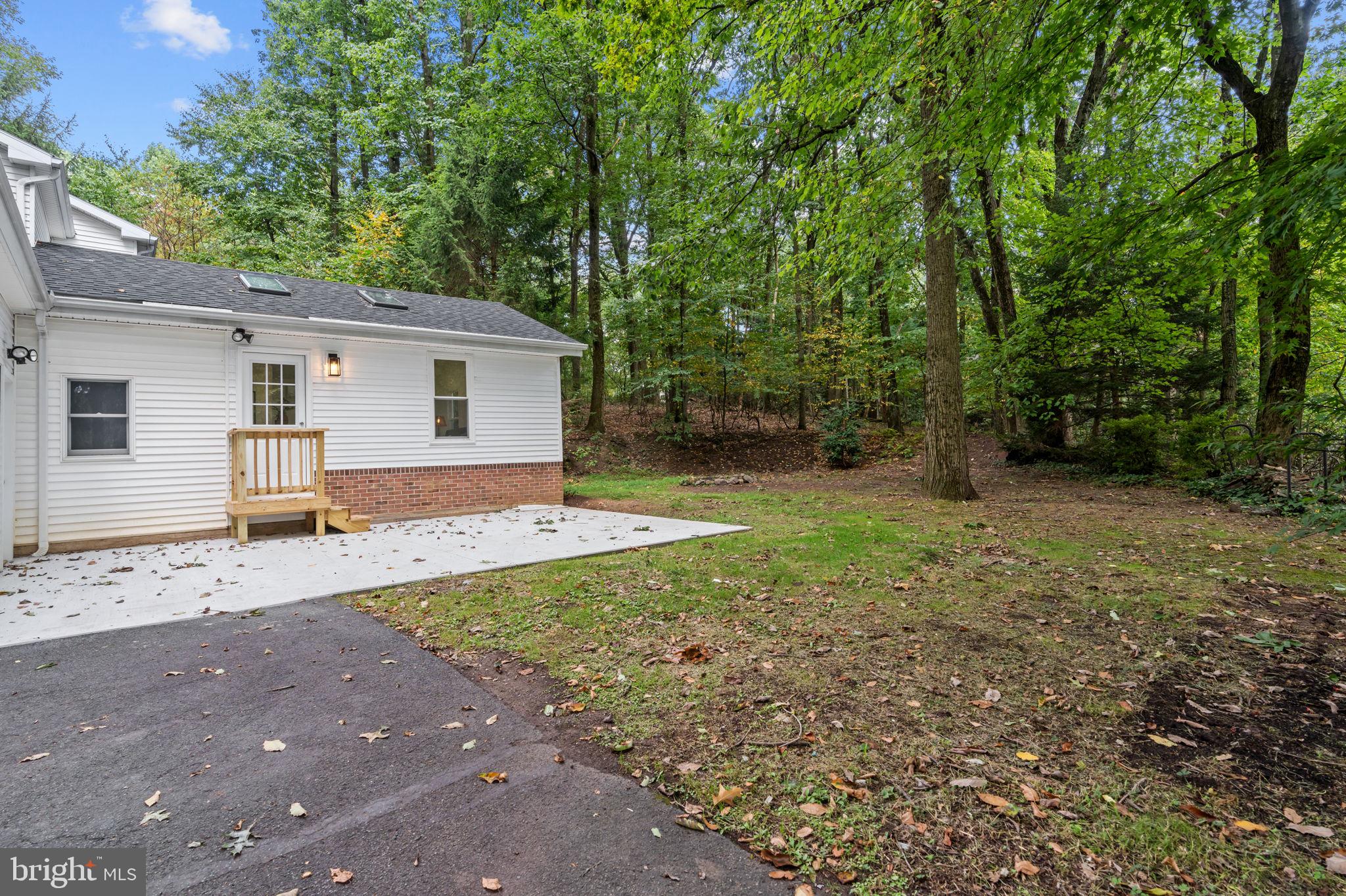 320 Nye Road Hershey, PA 17033 - Photo 70 of 72 Gallery Image 70