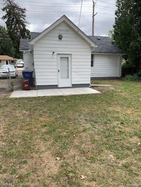 13241 Frazho Road Warren, MI 48089 - Photo 4 of 18