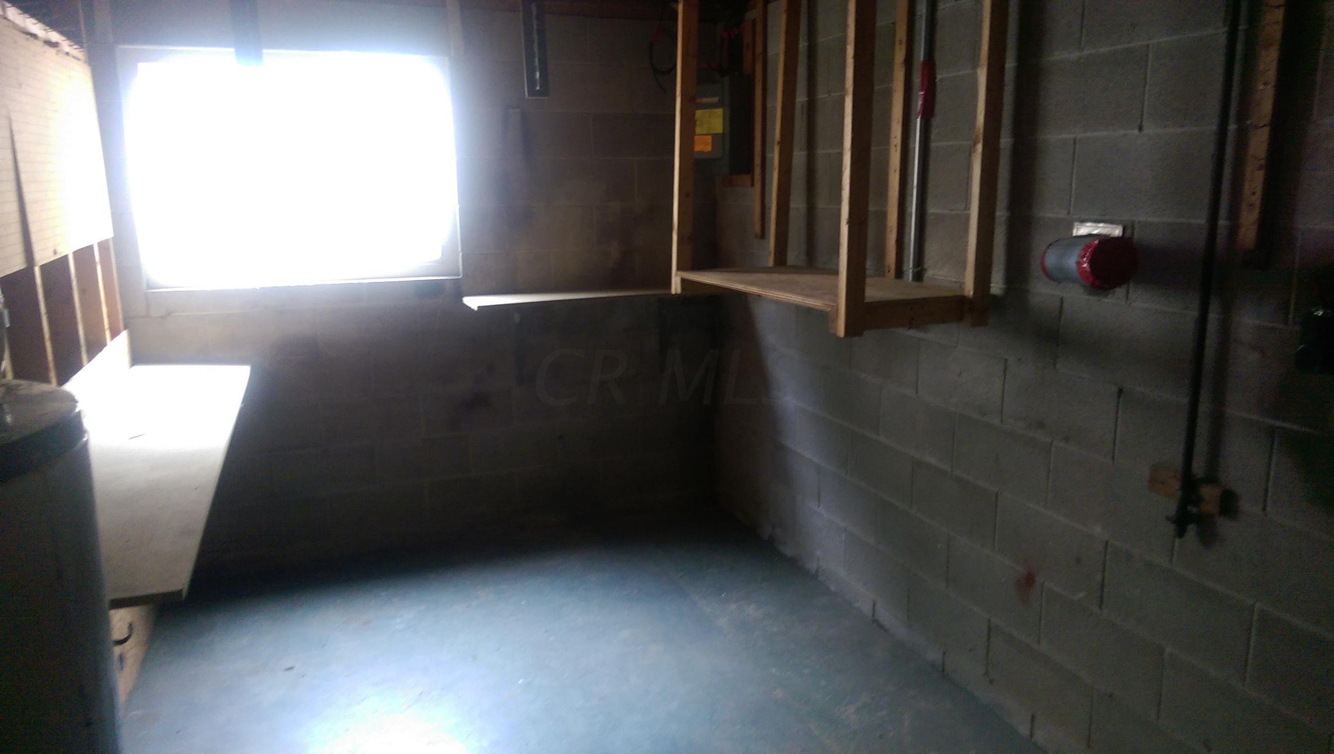 3676 Abney Road Columbus, OH 43207 - Photo 3 of 10 Gallery Image 3