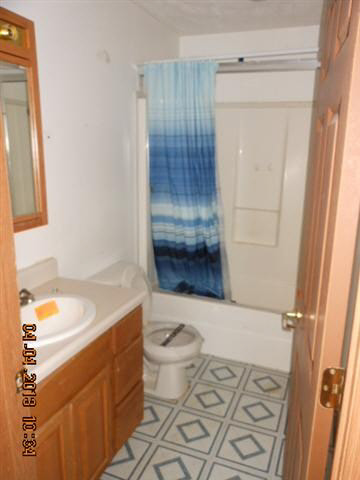 55124 Oak Road South Bend, IN 46628 - Photo 13 of 27 Gallery Image 13