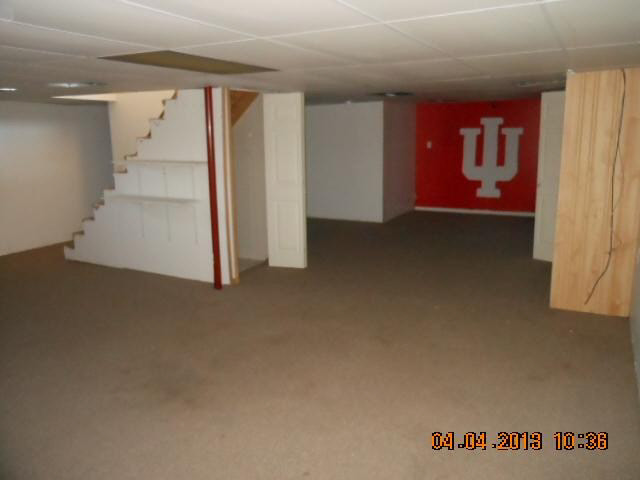 55124 Oak Road South Bend, IN 46628 - Photo 19 of 27 Gallery Image 19