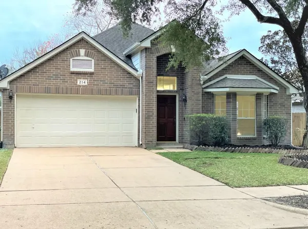 $2,350 | 214 Darby Trails Drive, Sugar Land, TX 77479